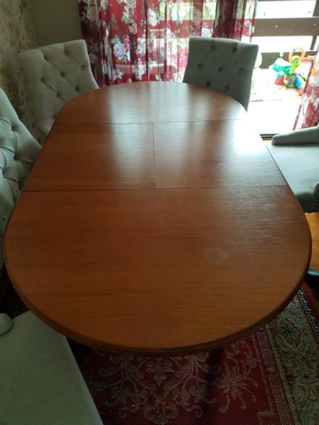 Teak extendable dining table 98cm x 178cm