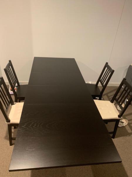 Dining table set with 4 chairs