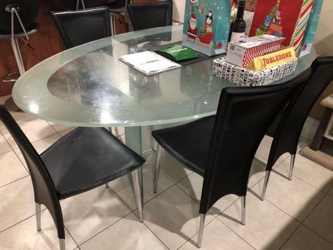 Dining table - oval - Glass - Scali 2x1.2m & 6 leather chairs