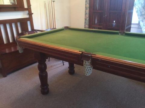 Snooker/Billiard/Pool Table with Slate Base
