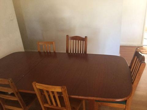 DINING TABLE FOR SALE!!!