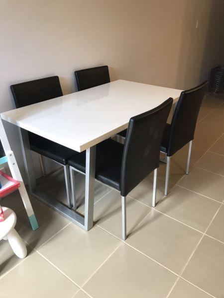 4 seater dining table and chairs