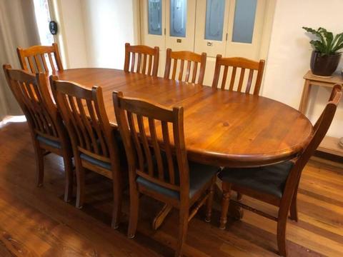 Extension Dining Table with 8 Matching Chairs