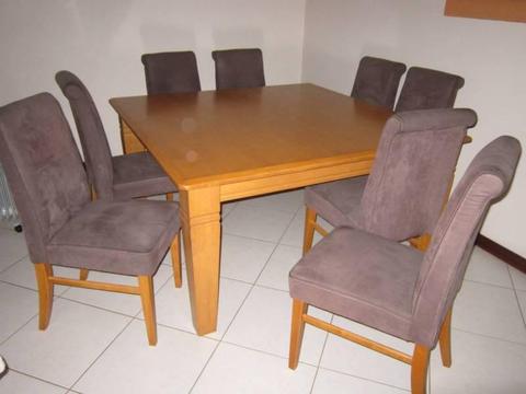 Light Wood Dining Table and 8 Chairs
