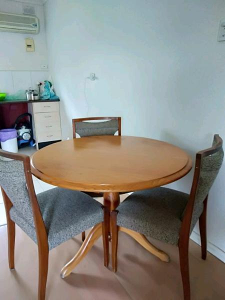 Dining table with 6 chairs. Need gone ASAP