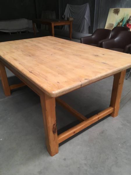 Dinning Table Oregon Locally made