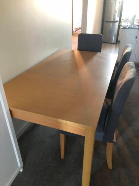 Pine Extendable Dining Table