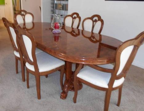 Dining Table & Chairs with matching Dresser