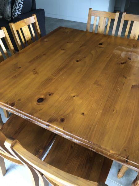 9 pce dining room table