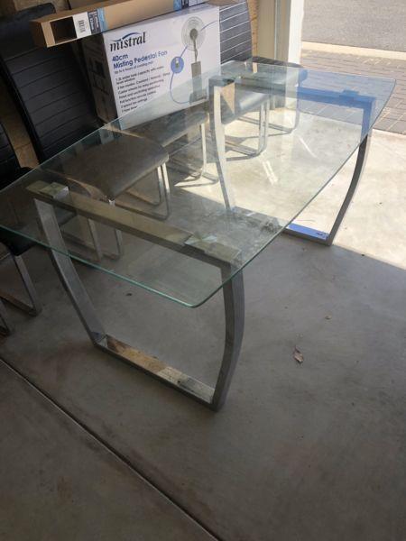 Glass dinning table for sale