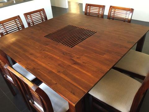 Need a quick sale - Dining Set - 8 seater