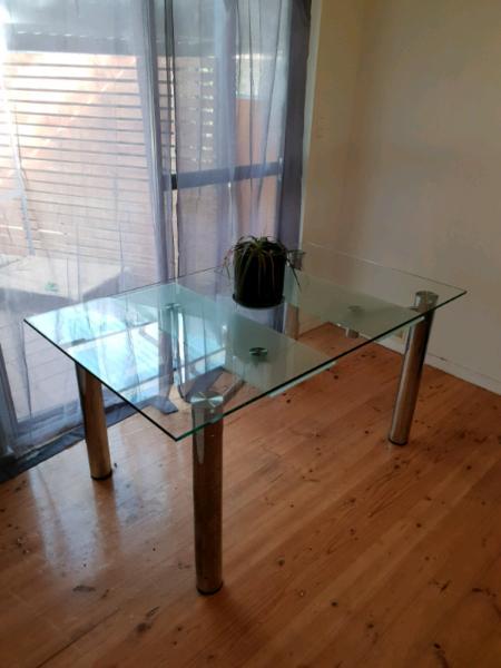 Glass top Nick Scali dining table