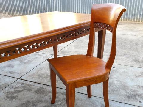 9 piece solid Javan wood dining table setting
