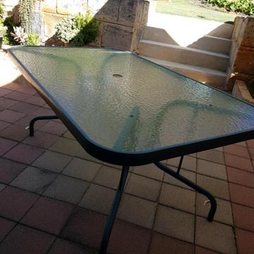 Free Glass Table