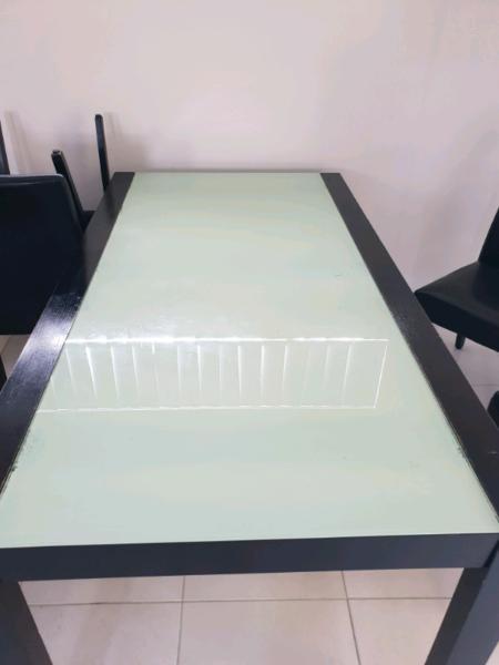 Glass top dining table & 5 Chairs $80