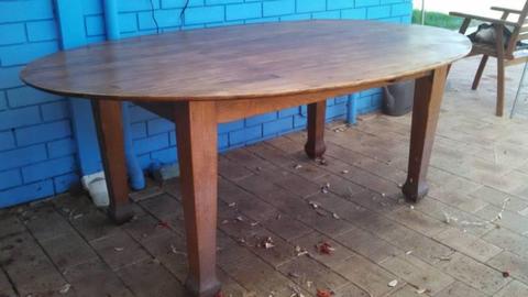 Oak dining table vintage