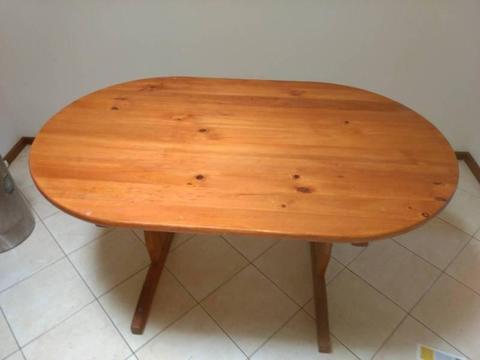 Oval Pine Table