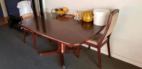 6 Seater Dining Table- Solid Wood, Very Heavy