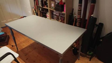 Table dinning/office, almost new
