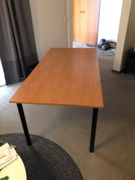Large dinning table and chairs