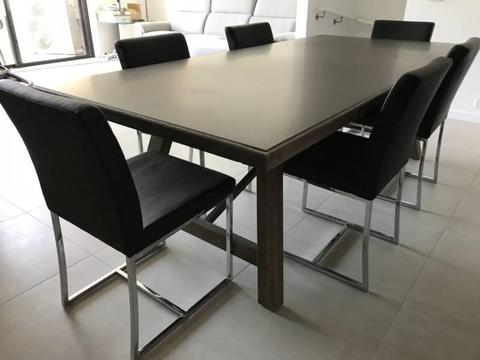 Dining Table 6-8 seater- must go!!