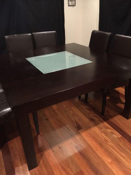 Square dining table