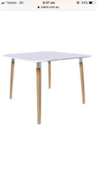 Dining table - square