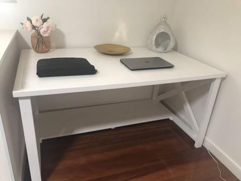 Hampton's style dining / office / display table with shelf