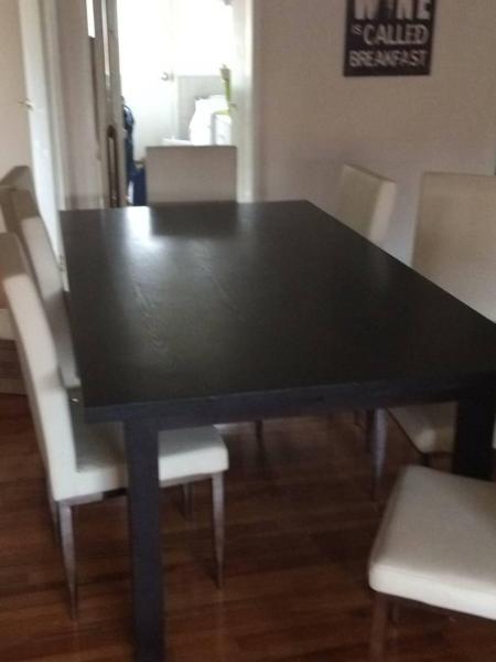 8 Seater dinning table