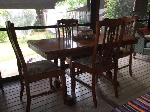 Antique/Retro dining table and chairs