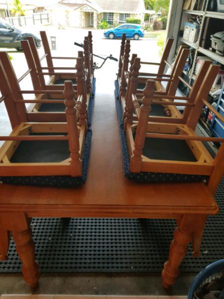 Dining Table and 6 chairs