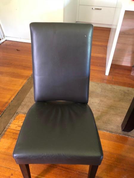 Free dining table and 6 chairs