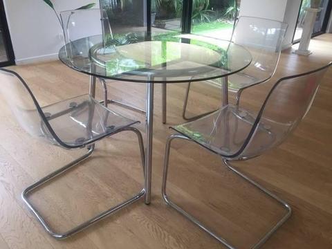 Glass Table with 4 Ghost Chairs