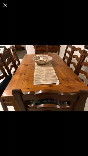 Country style Dining table set