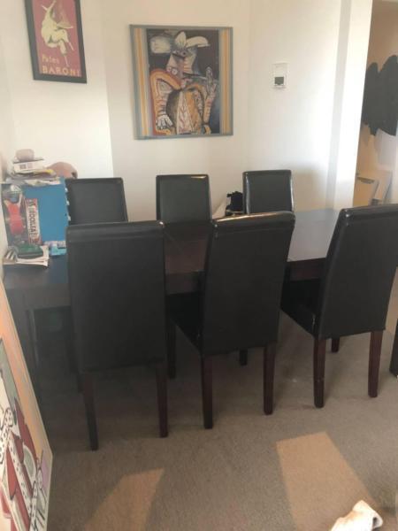 Dining table - rectangular, wood w/ leaf - with 6 leather chairs