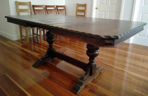 Christmas Party Dining Table-Extendable-Antique
