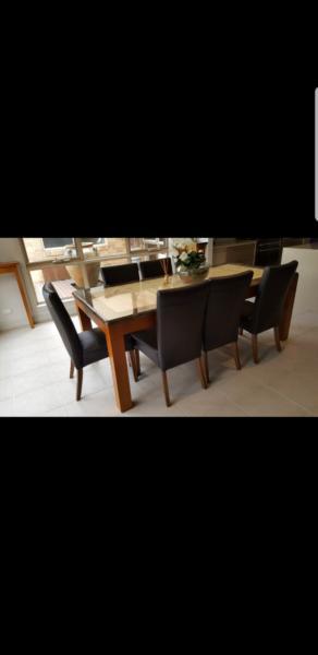 dinning table with 8 dinning chairs