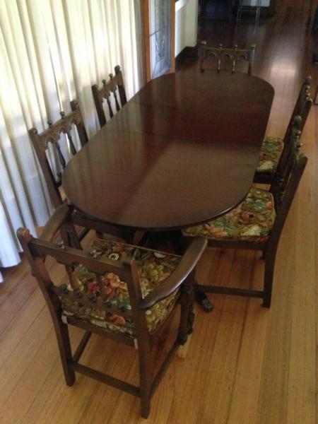 extendable dining table with 6 chairs, made in england
