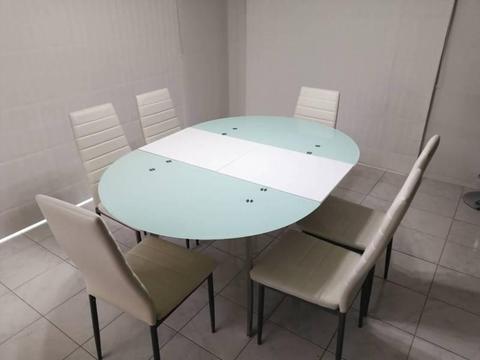 Extenable Dining Table with Chairs (7 Pieces)