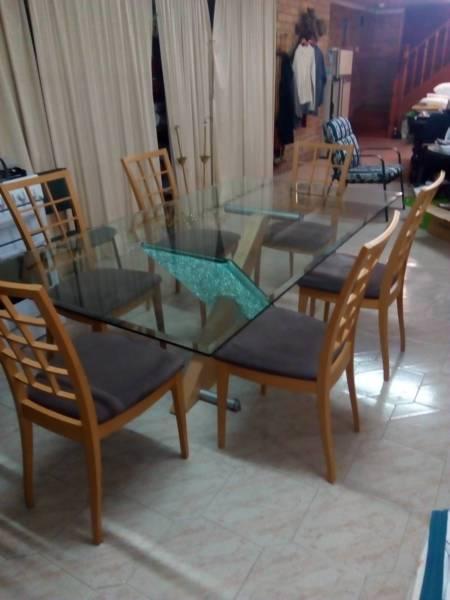 Beautiful glass contemporary style dining set