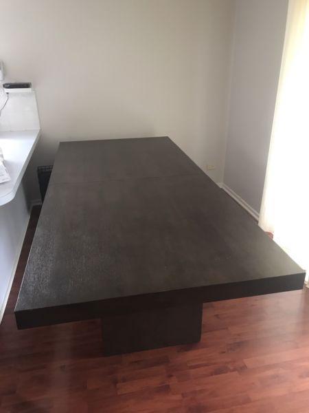 Dining table 2.7m