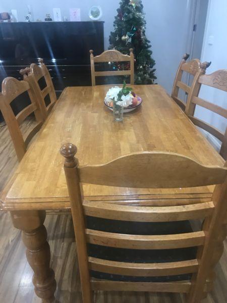 Real timber Dinning table with 6 chairs