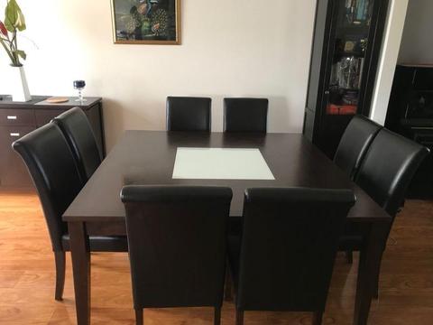 Wanted: 9pc Dining set, Excellent condition, Reduced price
