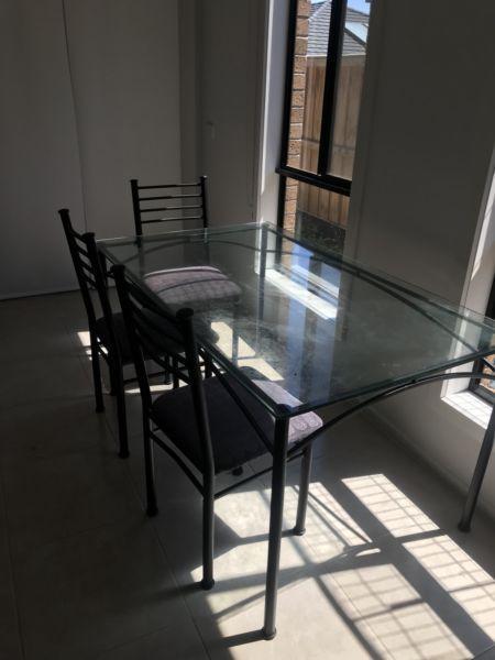 Selling dinning table