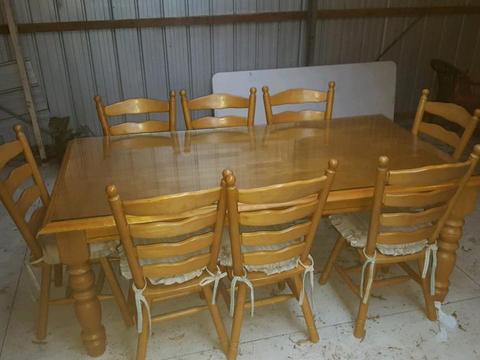 8 Seater Solid Timber Dinning Table