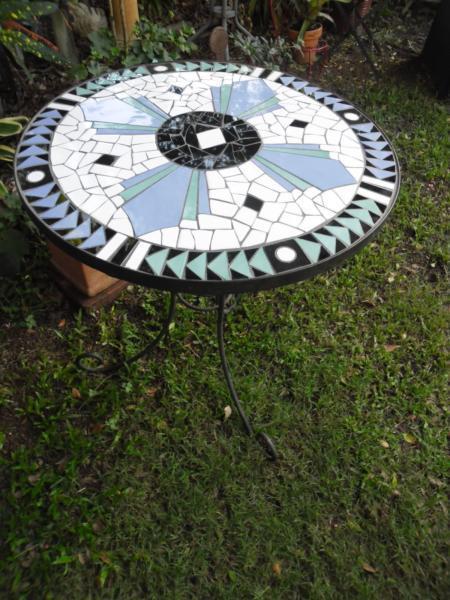 Round Mosaic table
