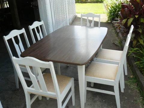 6 OR 8 SEATER TIMBER DINING TABLE AND CHAIRS