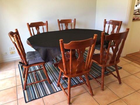 Moving Out - dining table 6 chairs