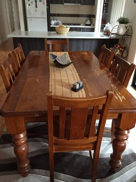 Tasmanian Oak Timber Diner Table 6 Chairs