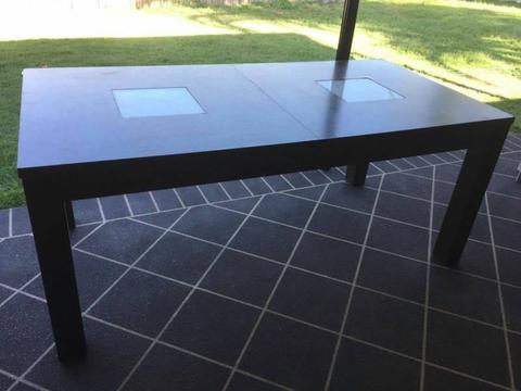 (Can deliver) dinning table plus 7 freedom chairs for sale
